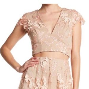 Dress the Population Juliana 3D Floral Embroidered Neutral Crop Top Women’s 8